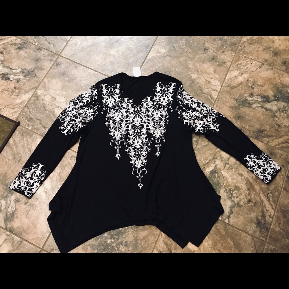 Vocal Black Blingy Top 1x-3x